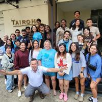 A group photo in front of the Tairona museum